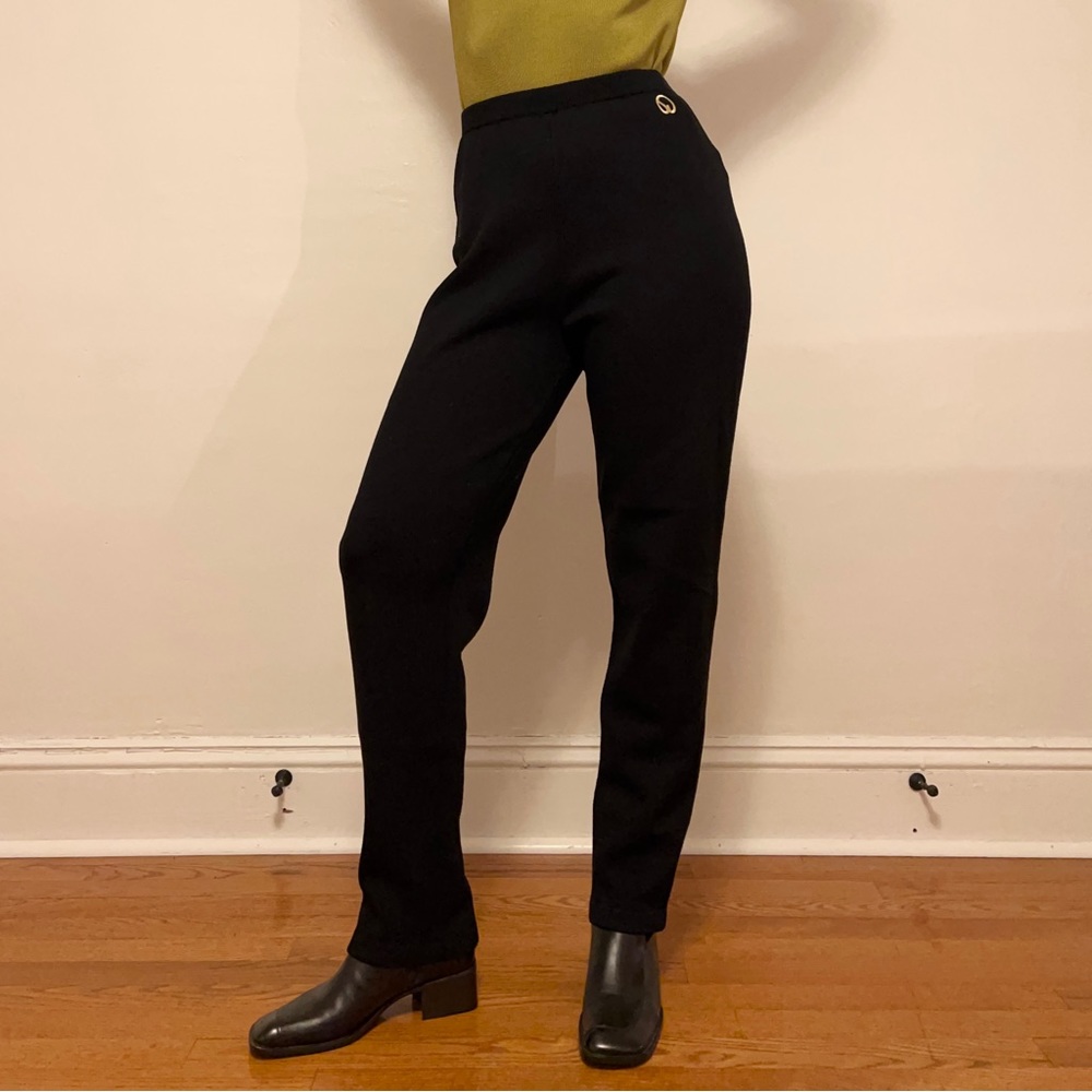 St. John Collection Black Knit Tapered / Straight Leg Pull On Pant Size 8